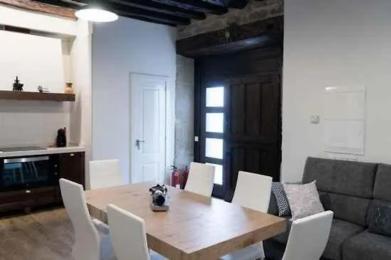 Mercedes Etxea Villa