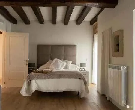 Mercedes Etxea Villa *