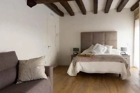 Mercedes Etxea Villa